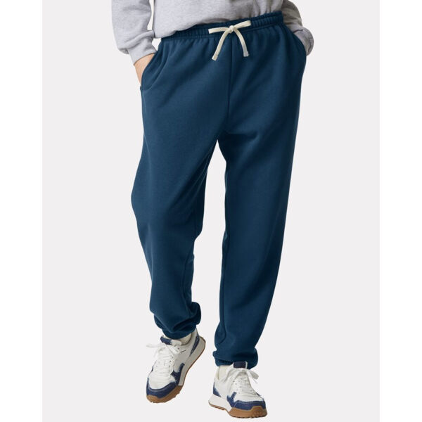 Pants & Shorts Thumbnail