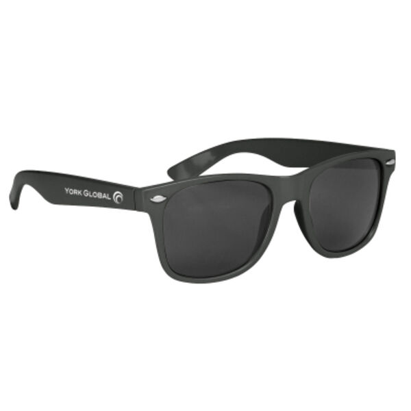 Sunglasses & Eyewear Thumbnail